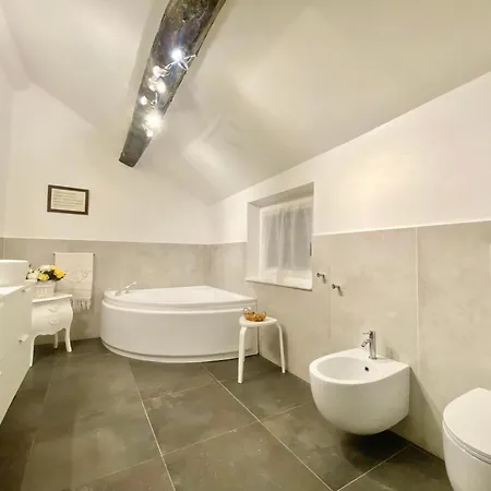 Casaviva - Lovely Trilo In The Heart Of Apartment *