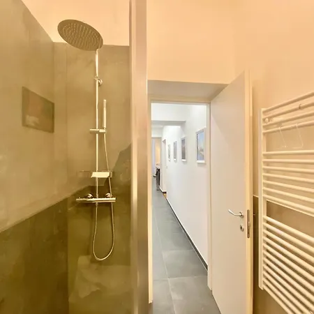Casaviva - Lovely Trilo In The Heart Of Apartment Genoa