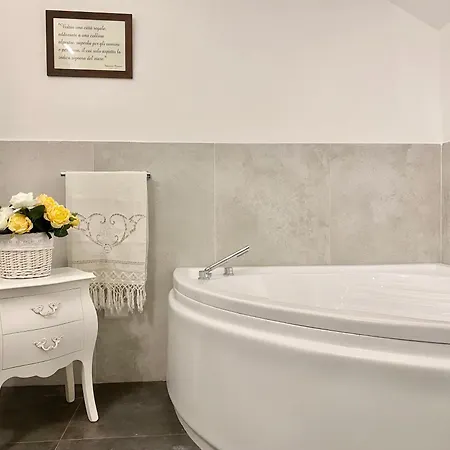 Casaviva - Lovely Trilo In The Heart Of *