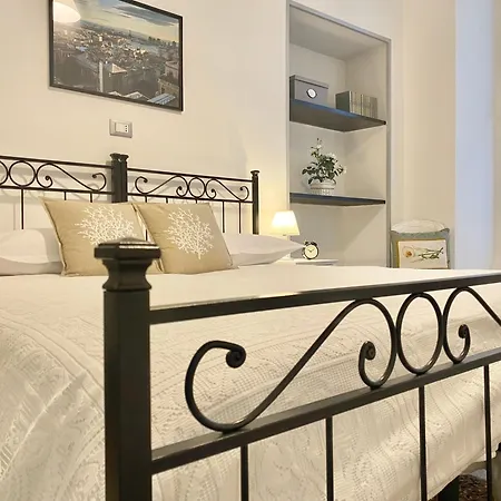 Casaviva - Lovely Trilo In The Heart Of 热那亚